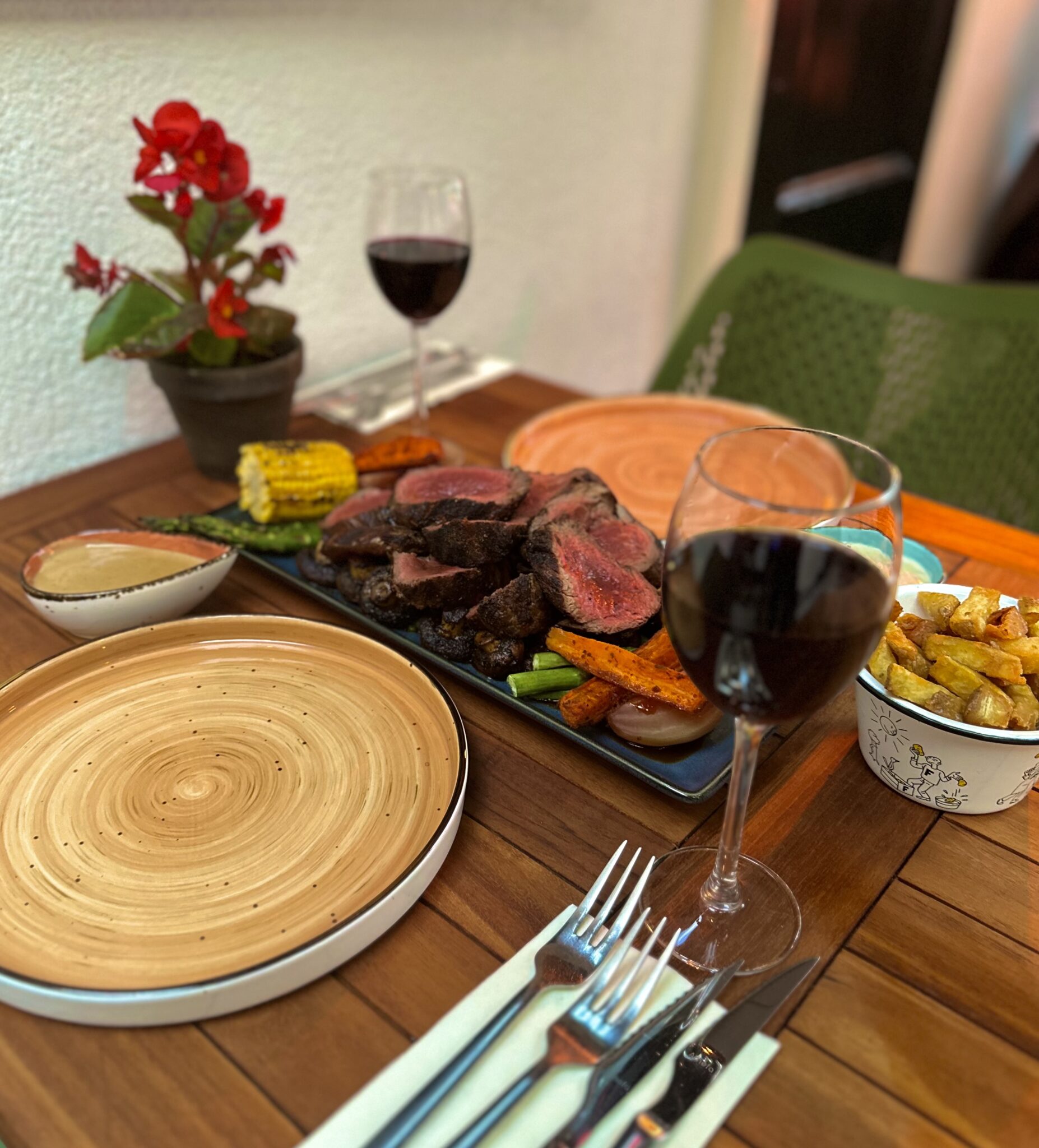 Grill restaurant De Kale Pater in Schagchelstraat Haarlem Restaurant